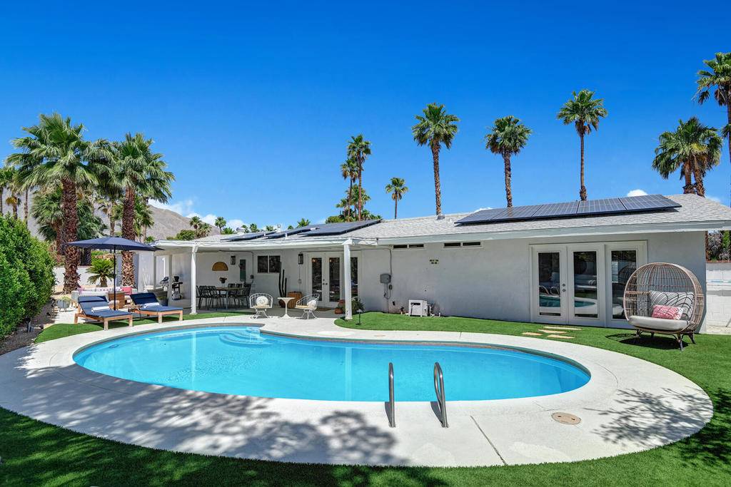 Palm Springs, CA 92262,1373 E Madero CIR