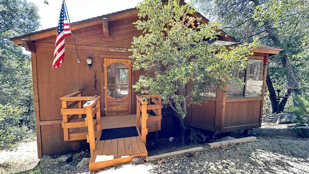 Idyllwild, CA 92549,24655 Logan Creek RD