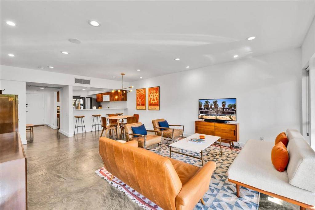 Palm Springs, CA 92262,277 E Alejo RD #101