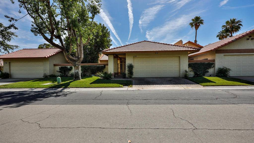 Palm Desert, CA 92211,42388 Sand Dune