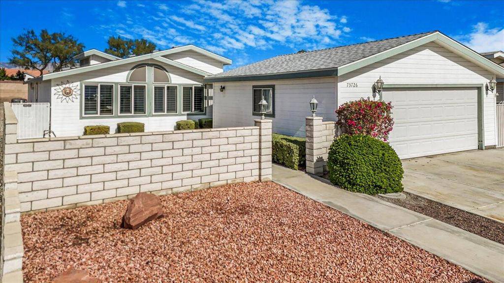 Palm Desert, CA 92260,73726 Desert Greens DR N
