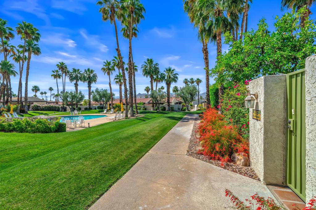Palm Springs, CA 92262,1279 E Amado RD
