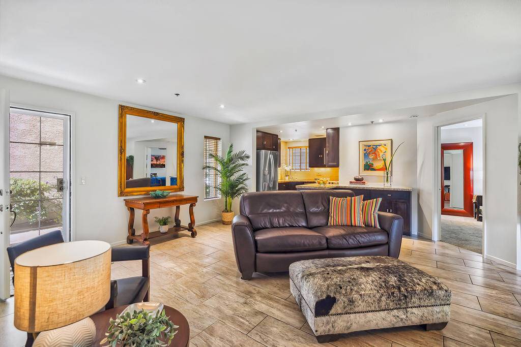 Palm Springs, CA 92264,2700 Lawrence Crossley RD #103