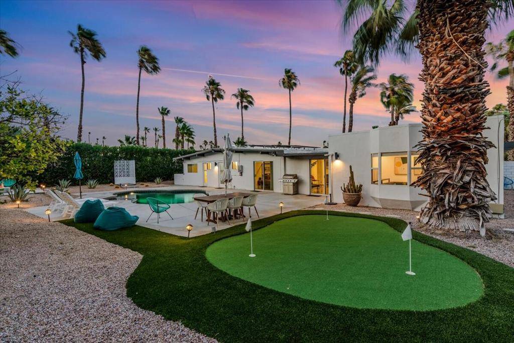 Palm Springs, CA 92262,2097 N Berne DR