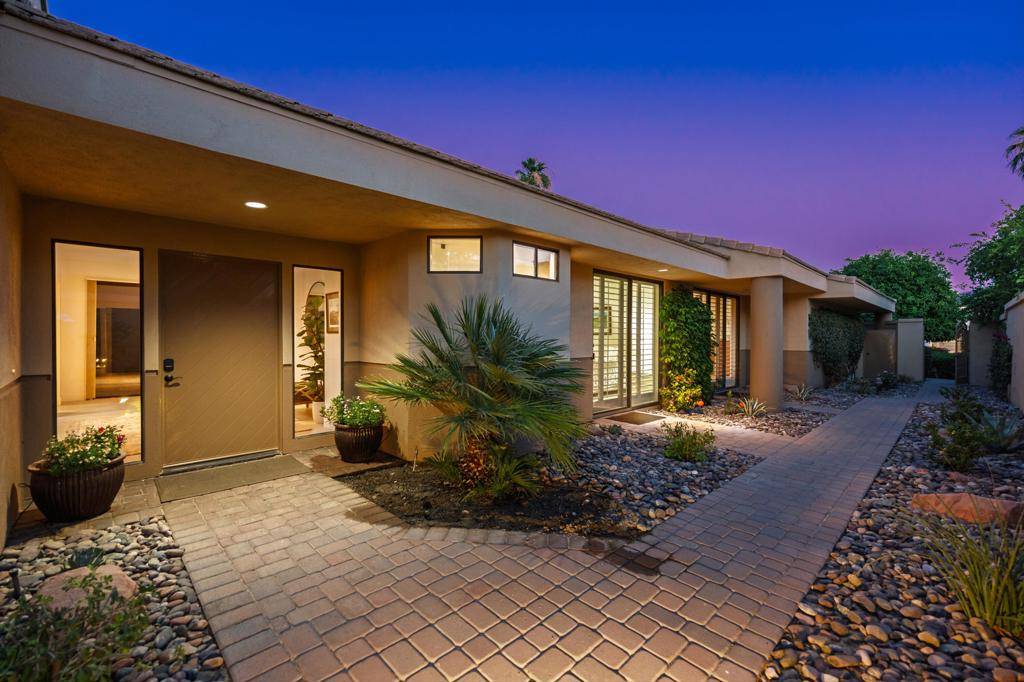 La Quinta, CA 92253,80555 Pebble Beach