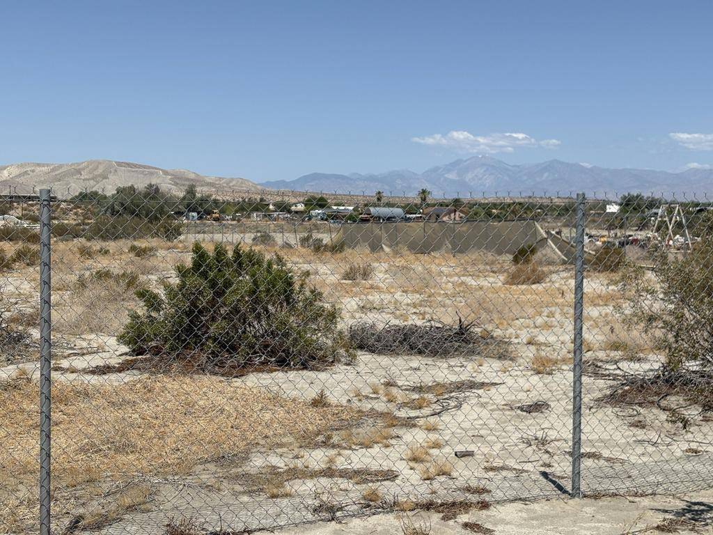 Desert Hot Springs, CA 92241,0 Longvue RD