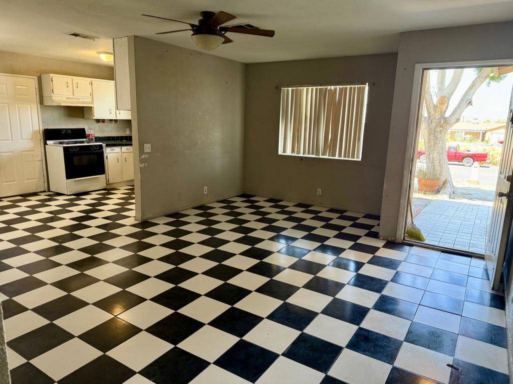 Desert Hot Springs, CA 92240,16030 Avenida Atezada