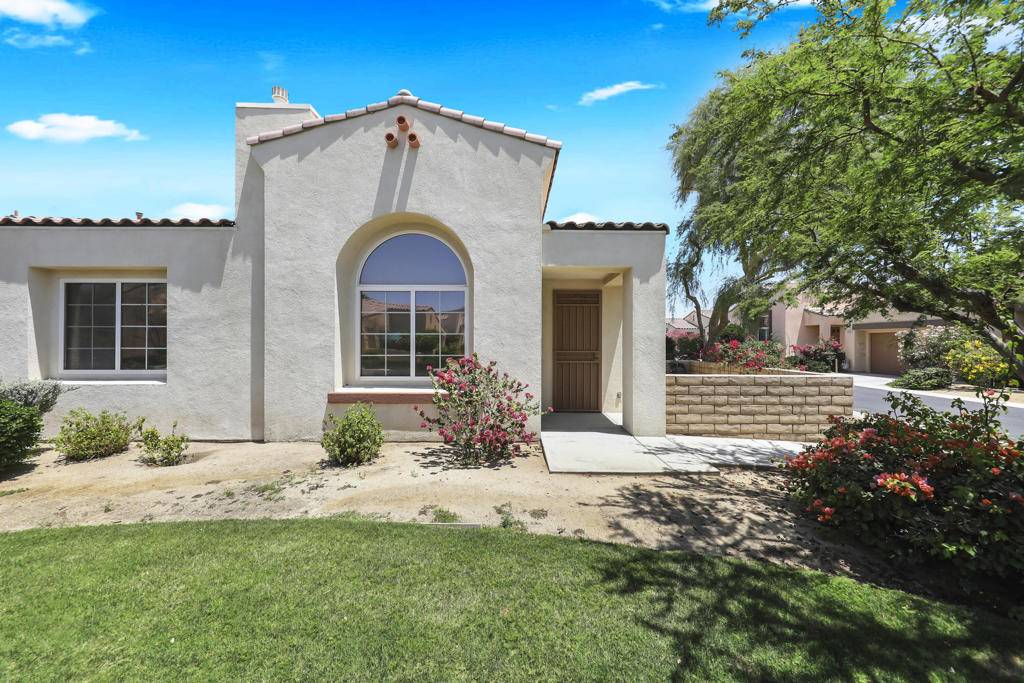 La Quinta, CA 92253,47788 Dancing Butterfly