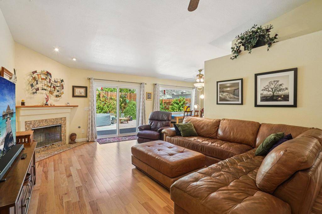 La Quinta, CA 92253,52165 Avenida Cortez