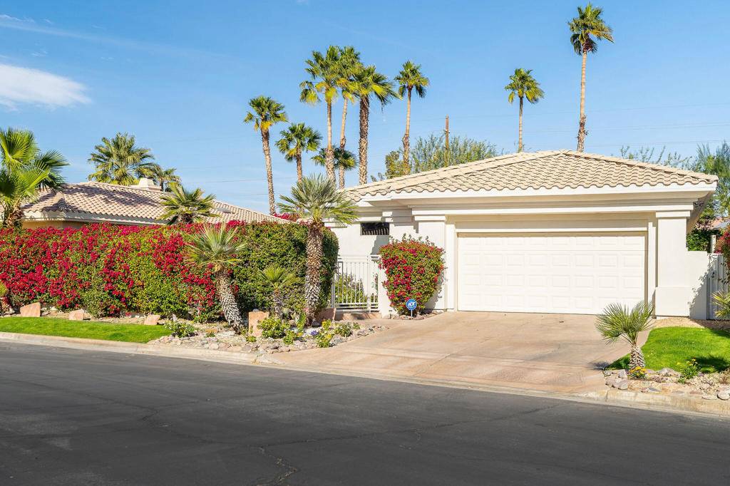 La Quinta, CA 92253,79040 River Rock RD