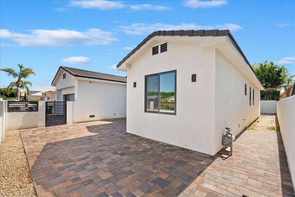 Cathedral City, CA 92234,31260 Avenida La Paloma