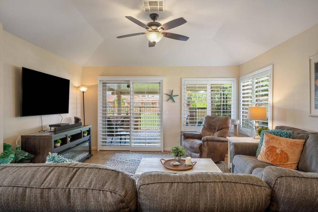 Indio, CA 92201,82208 Cochran DR
