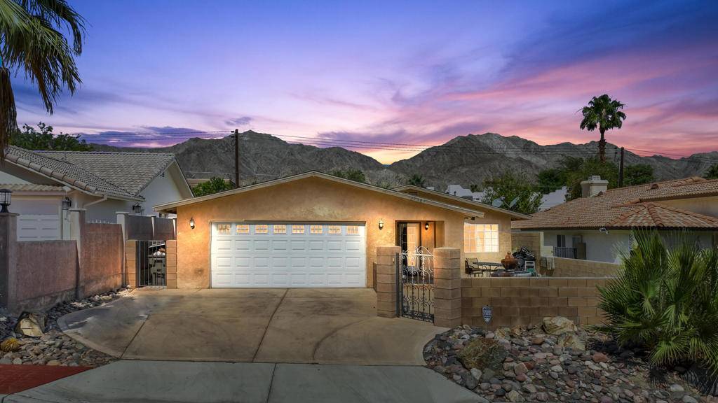 La Quinta, CA 92253,54205 Avenida Martinez