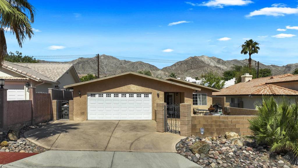 La Quinta, CA 92253,54205 Avenida Martinez