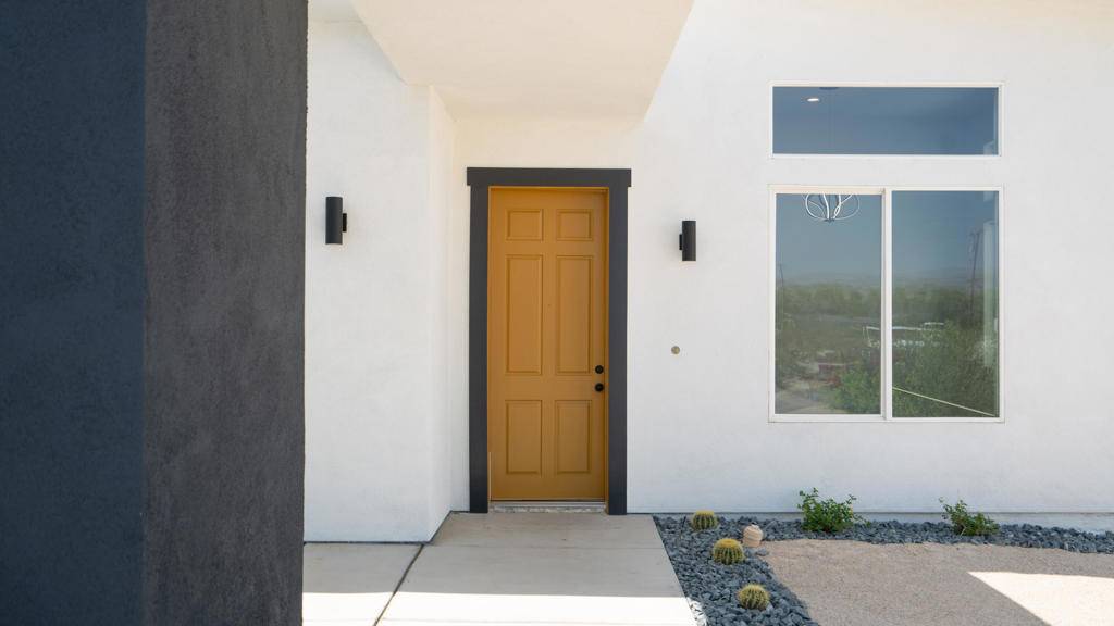 Desert Hot Springs, CA 92241,67715 Broken Arrow LN
