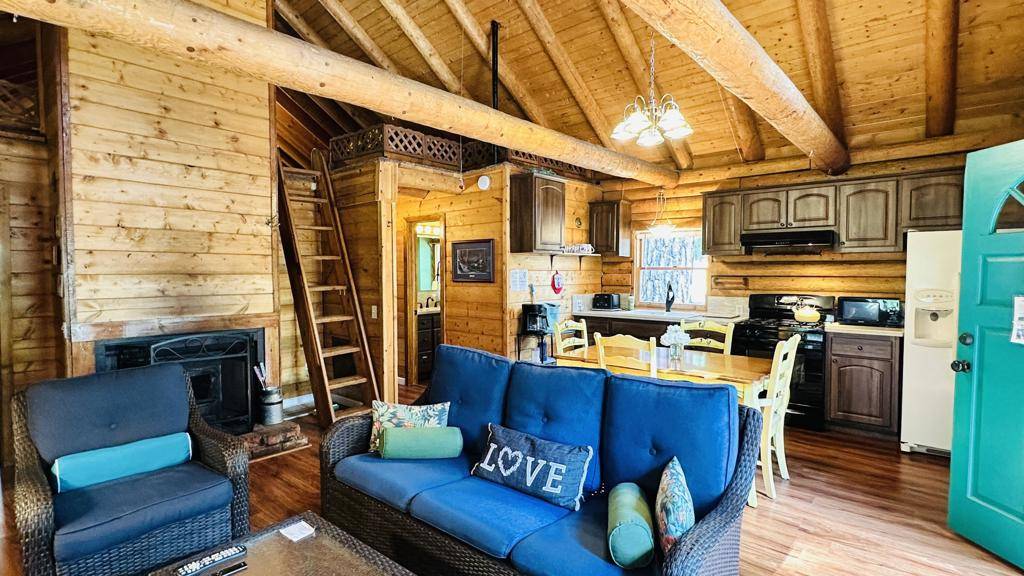 Idyllwild, CA 92549,53341 Sherman DR