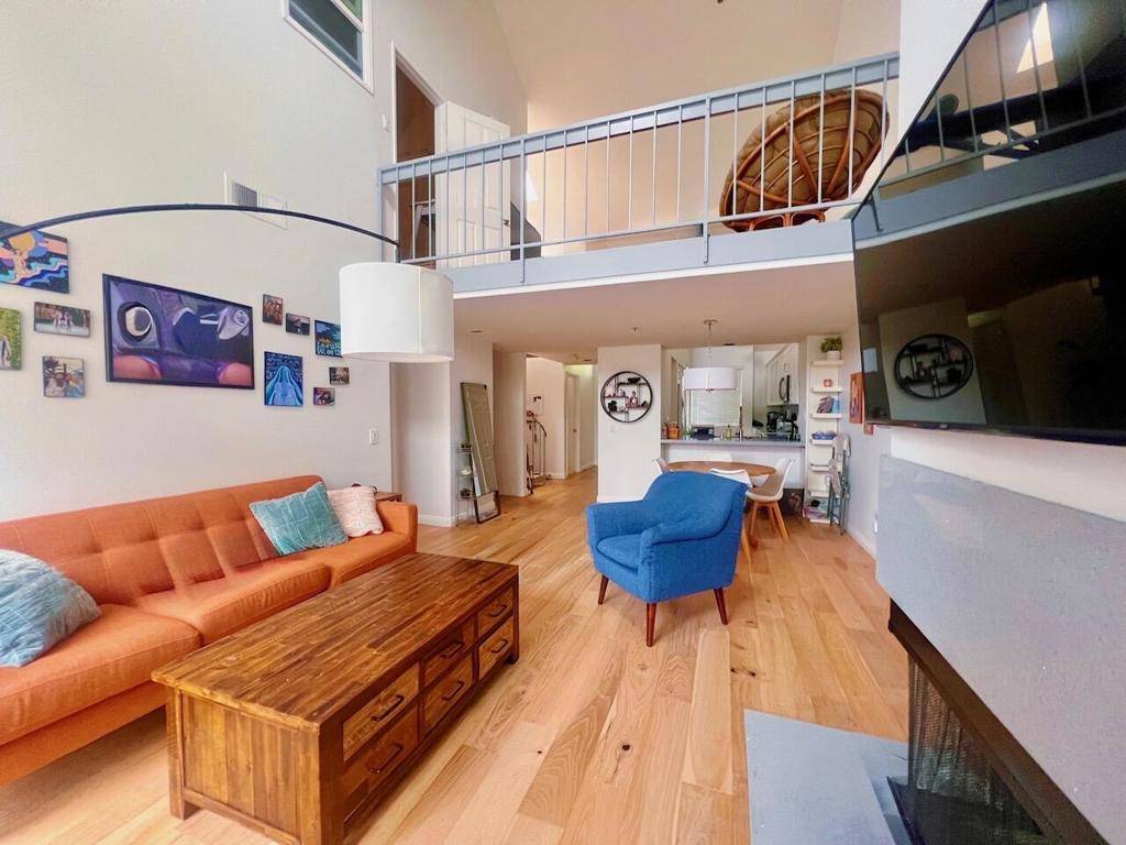 Huntington Beach, CA 92646,20371 Bluffside CIR #B404