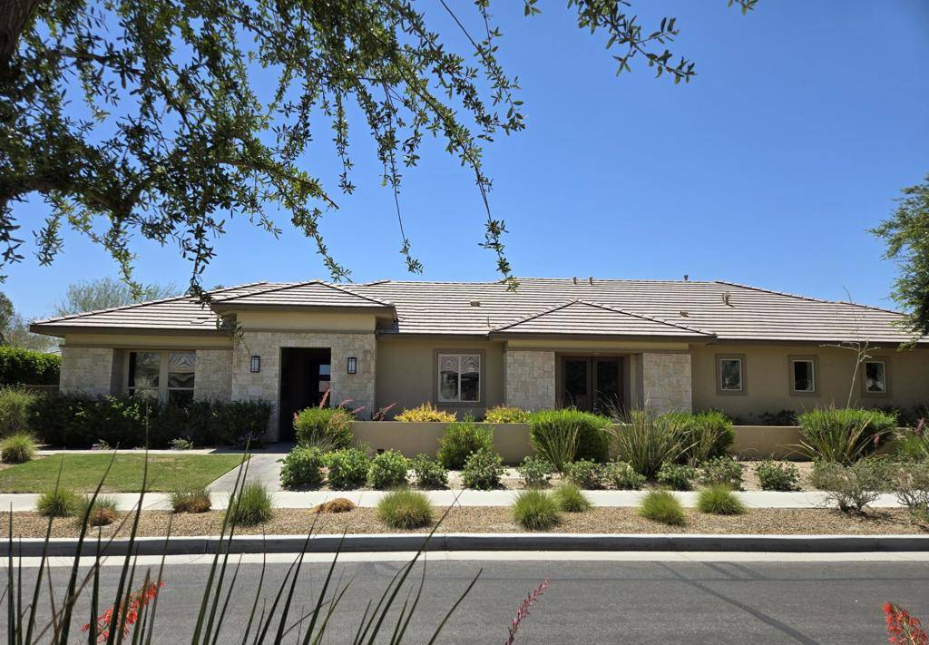 Indio, CA 92201,51660 Hawthorne CT