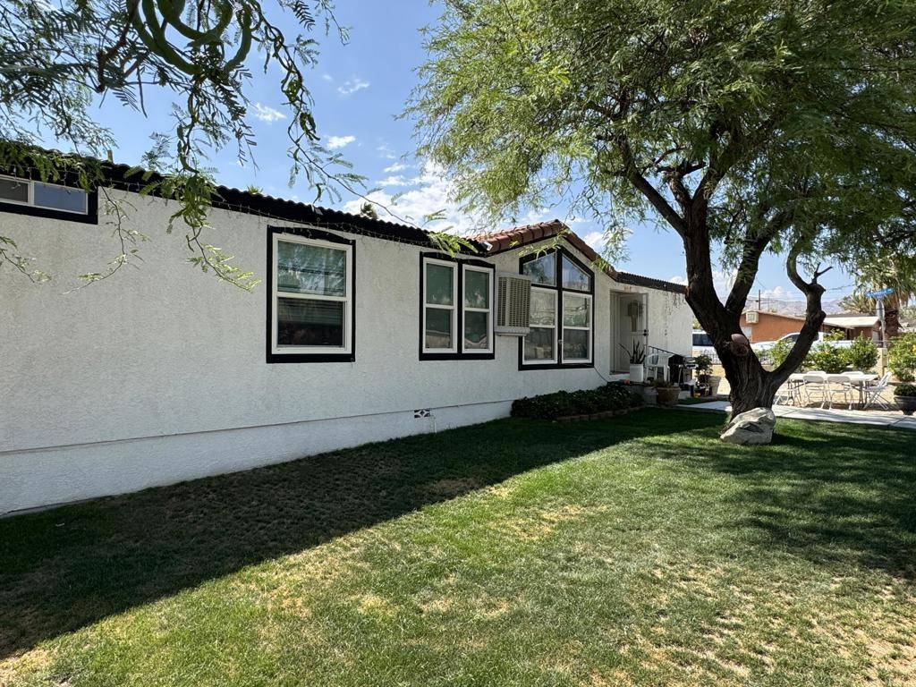 Desert Hot Springs, CA 92240,65977 Cahuilla AVE