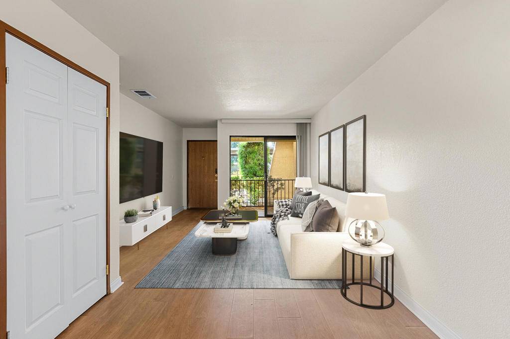 Palm Springs, CA 92262,2809 N Los Felices CIR E #G111