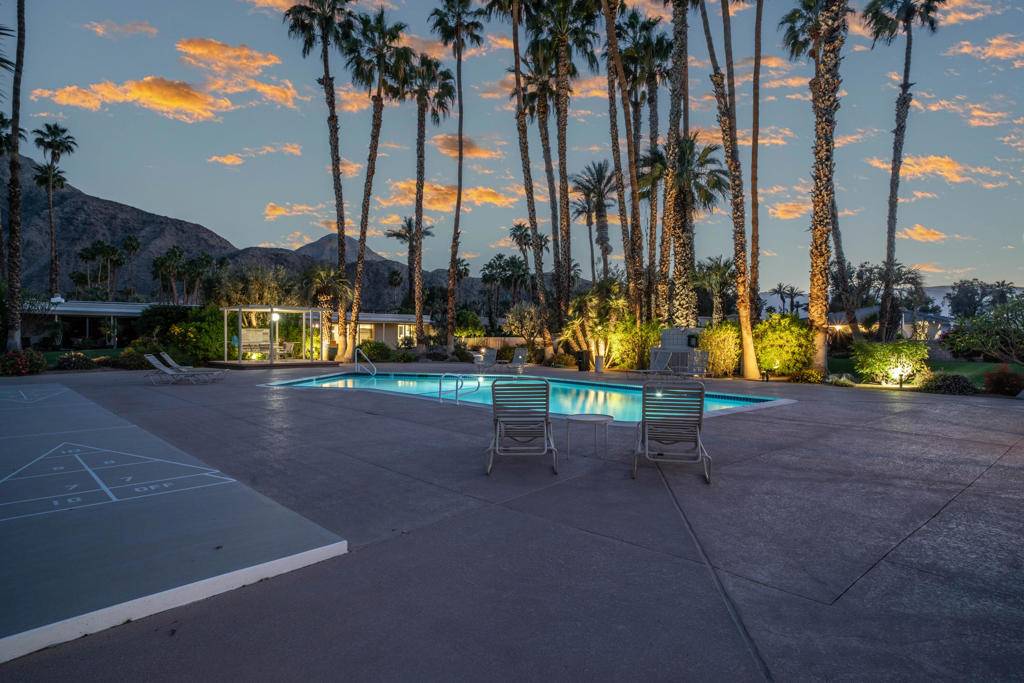 Indian Wells, CA 92210,76670 Lark LN