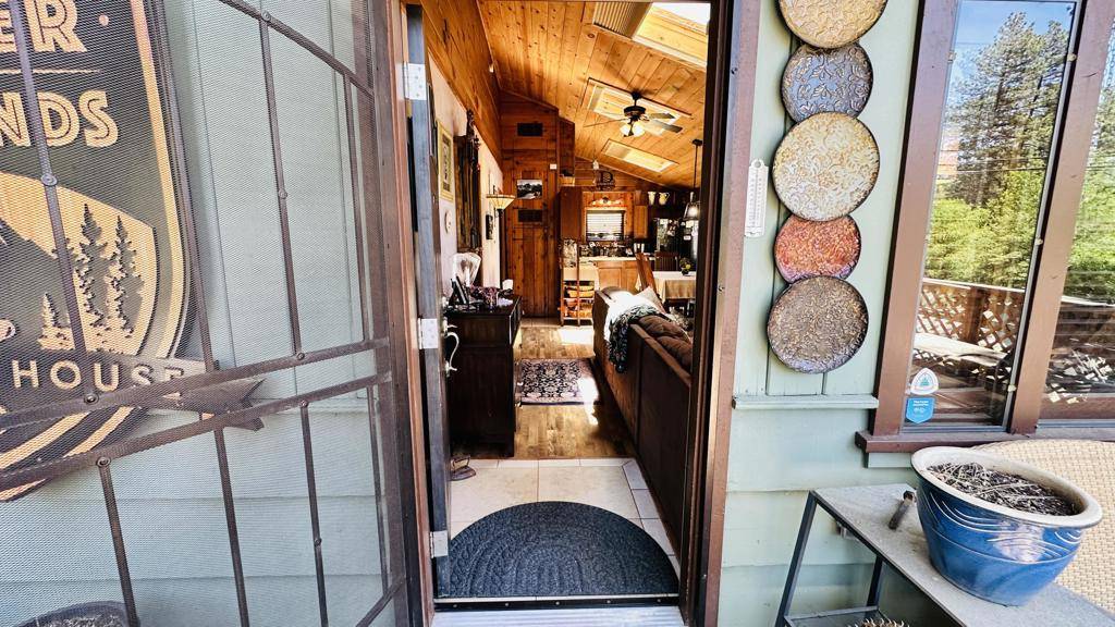Idyllwild, CA 92549,53545 Tollgate