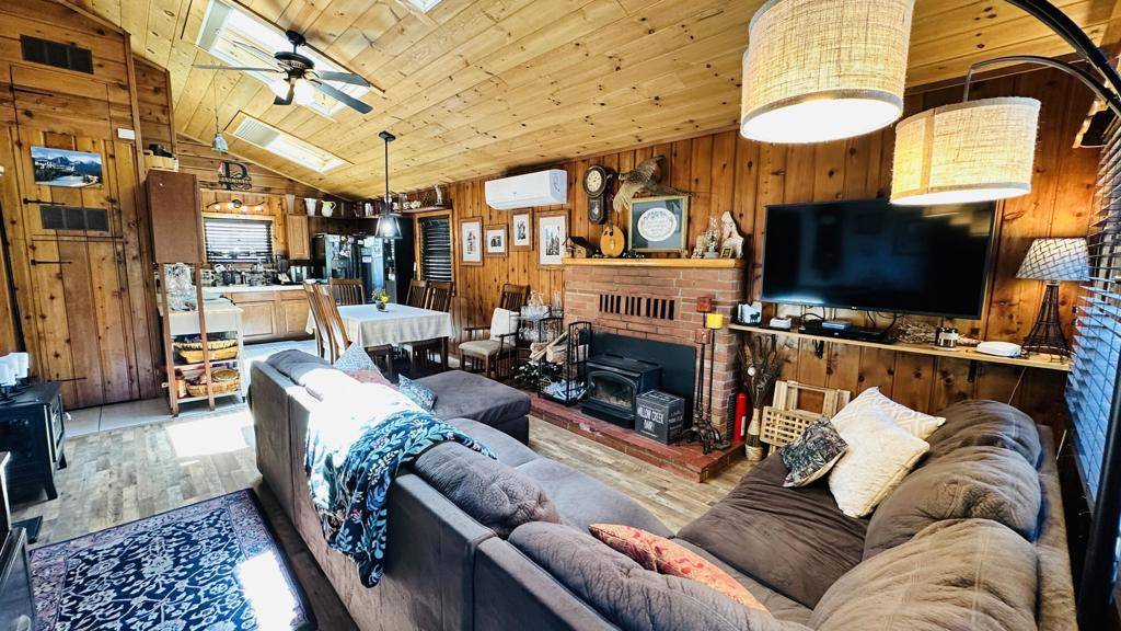 Idyllwild, CA 92549,53545 Tollgate