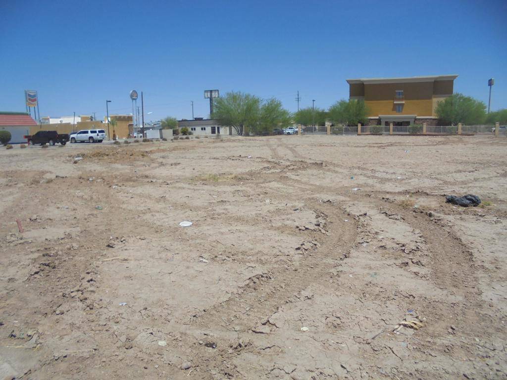 Blythe, CA 92225,0 .98 Acres W Wells ST