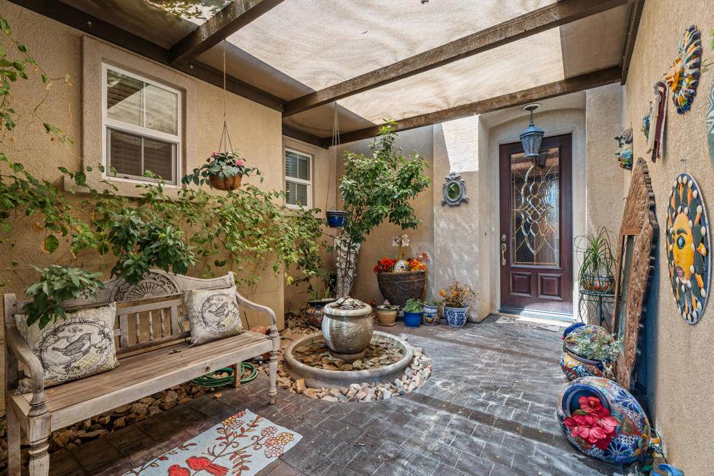 Rancho Mirage, CA 92270,5 Lake Louise CT