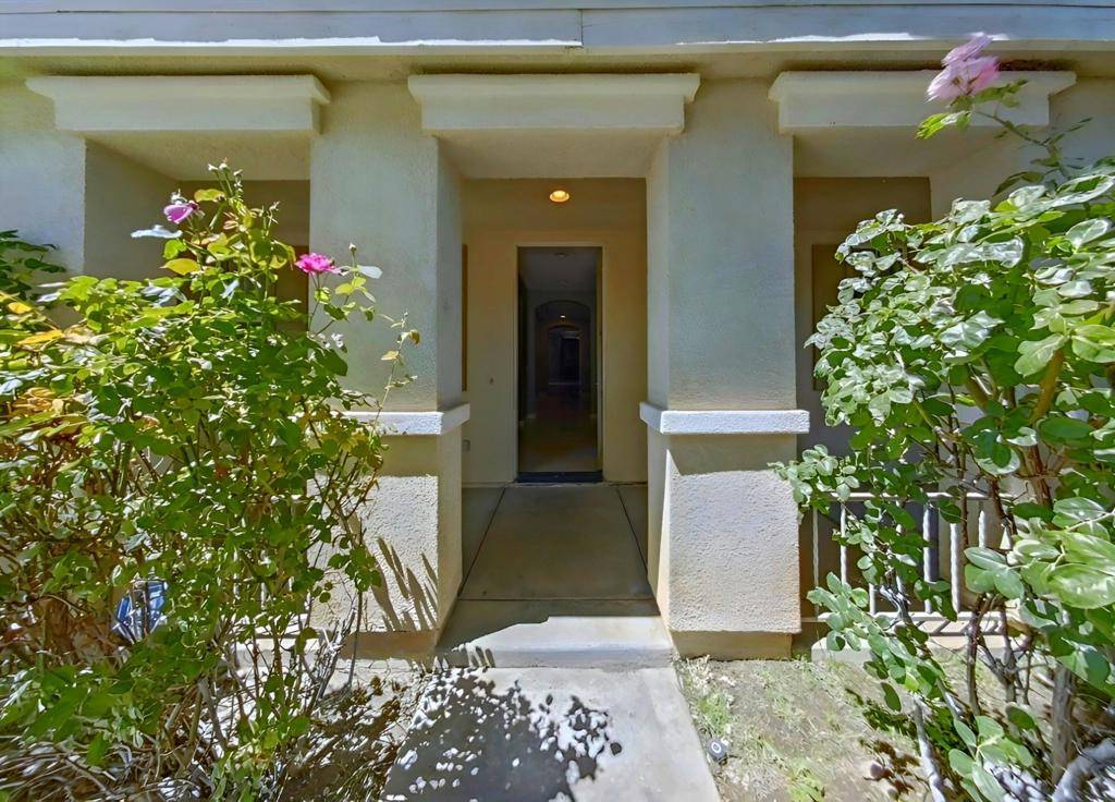 Palmdale, CA 93551,2300 Thorncroft CIR