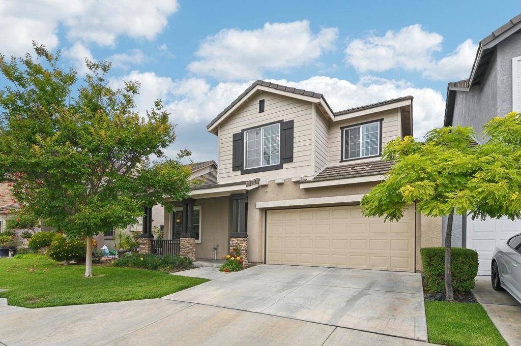 Santa Ana, CA 92704,3341 Taurus LN