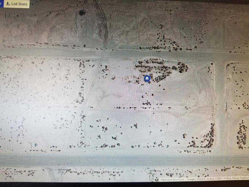 Salton City, CA 92275,951 Granada AVE