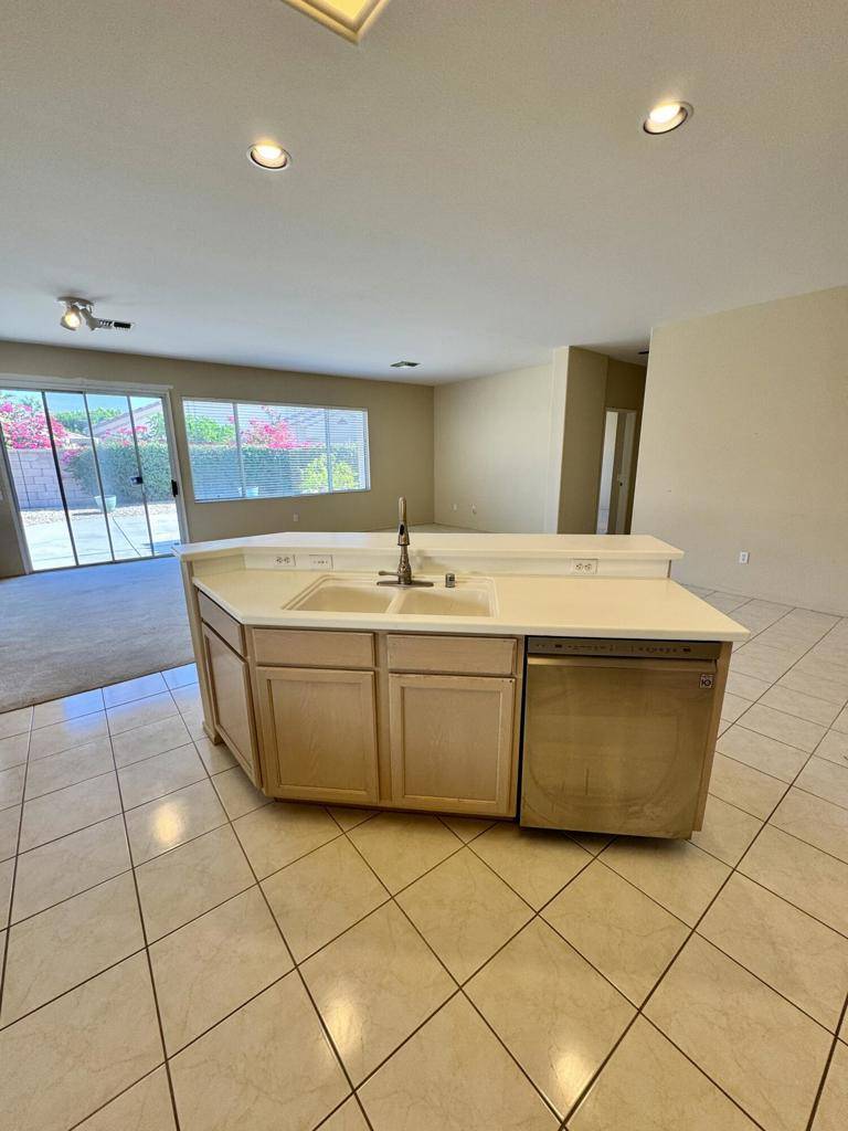 Palm Desert, CA 92211,78976 Apricot LN