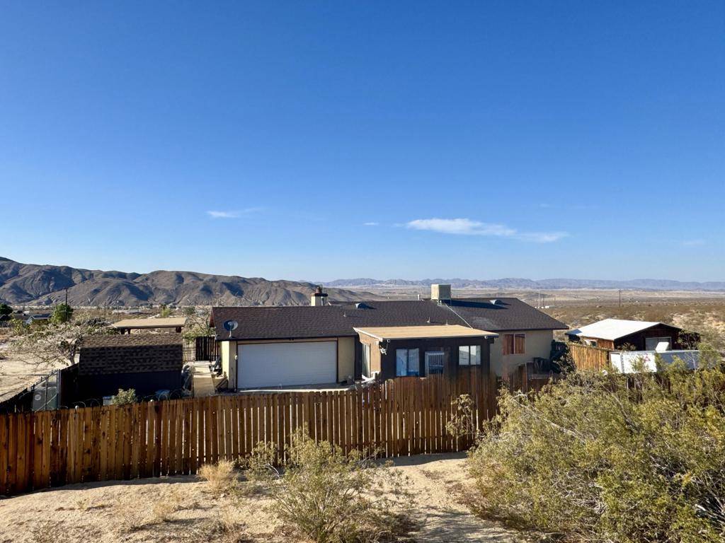 29 Palms, CA 92277,6767 Peterson RD