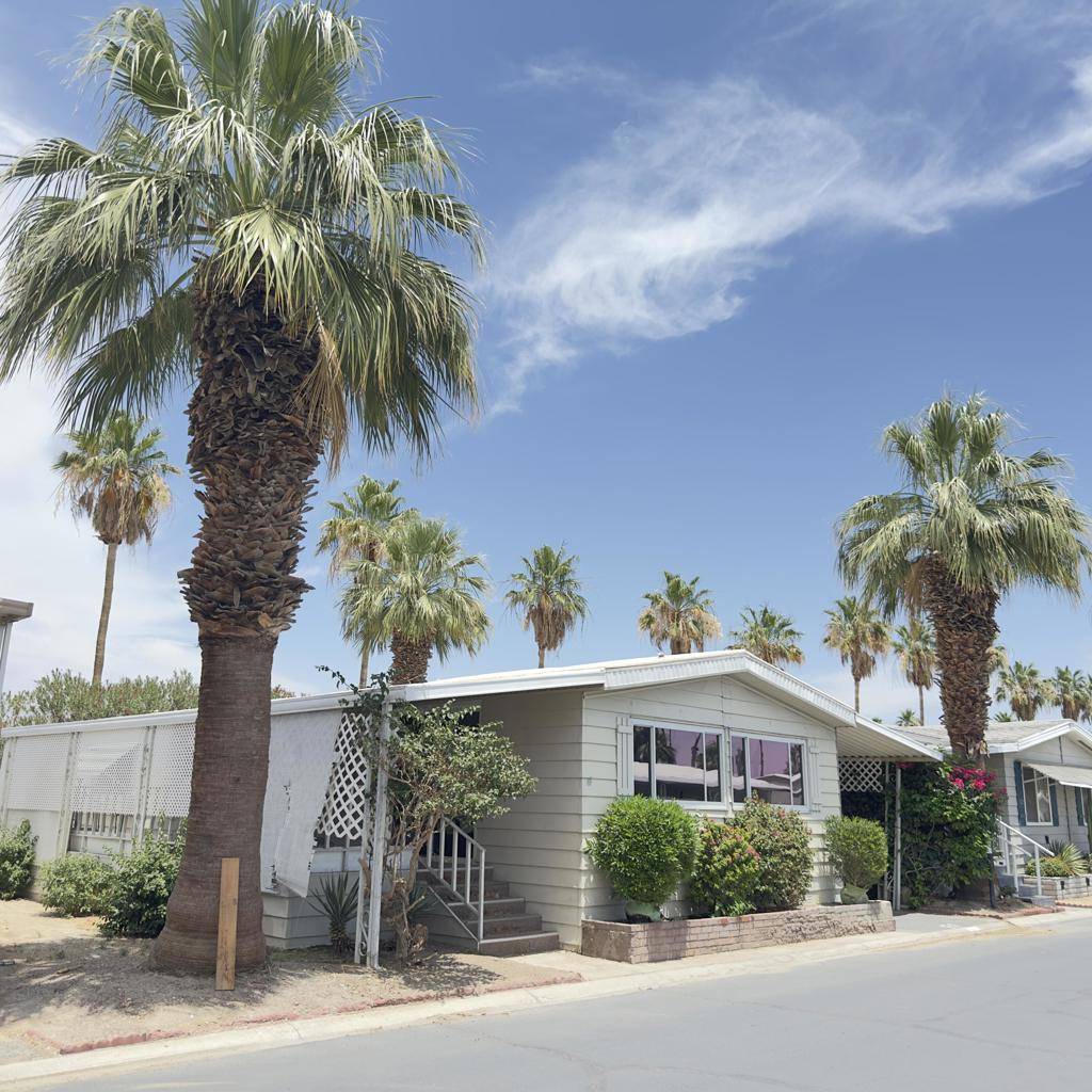 Indio, CA 92201,51555 Monroe ST #51