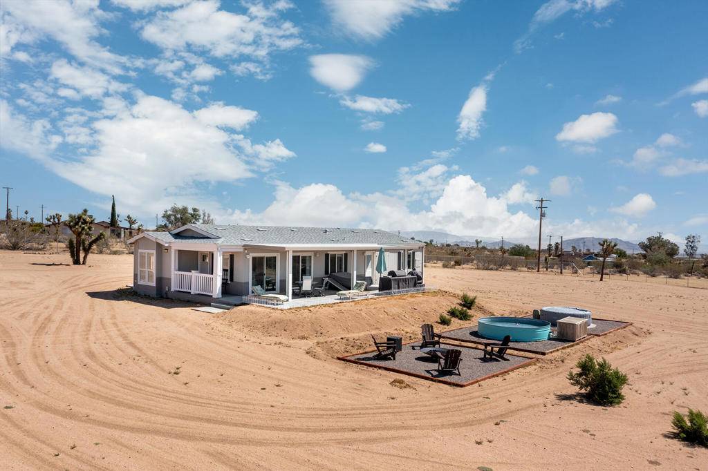 Yucca Valley, CA 92284,895 Wamego TRL