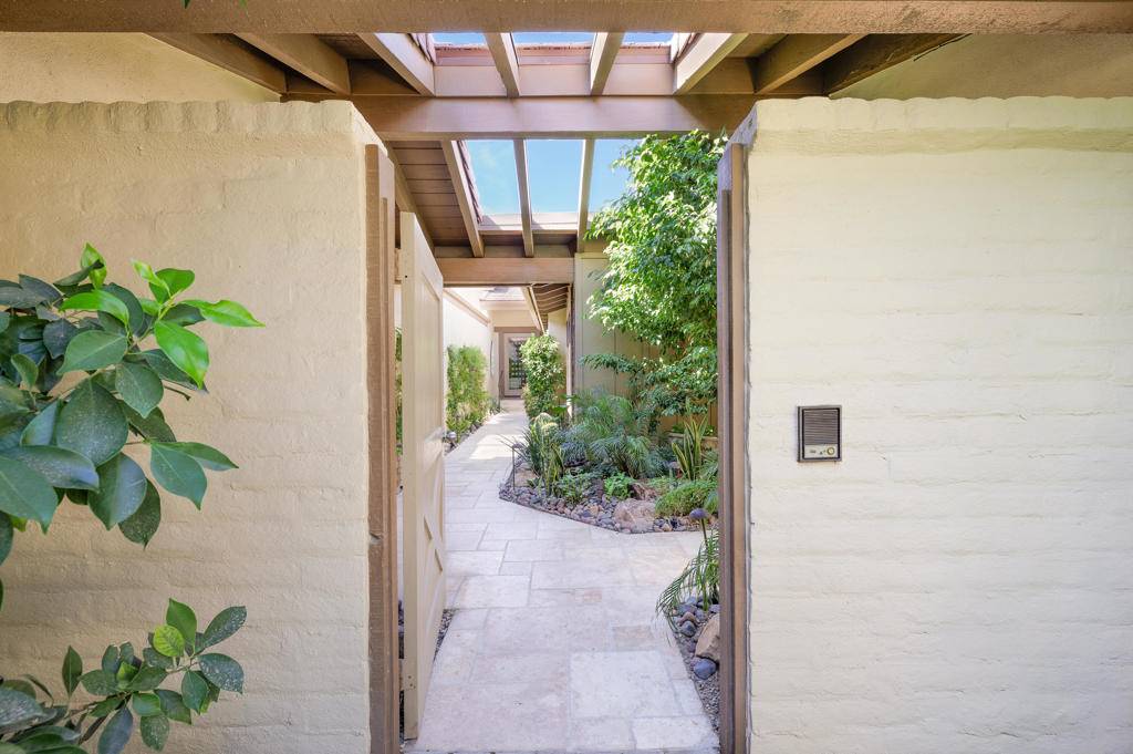 Palm Desert, CA 92211,357 Bouquet Canyon DR