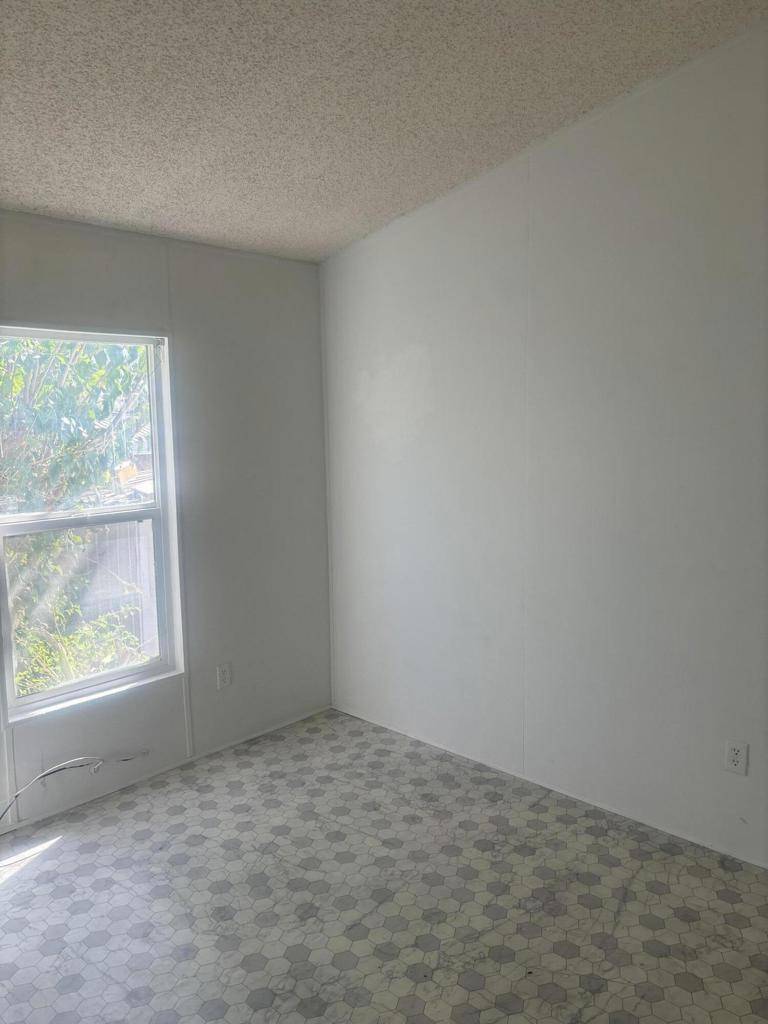 Thermal, CA 92274,85400 Ave 55 #9