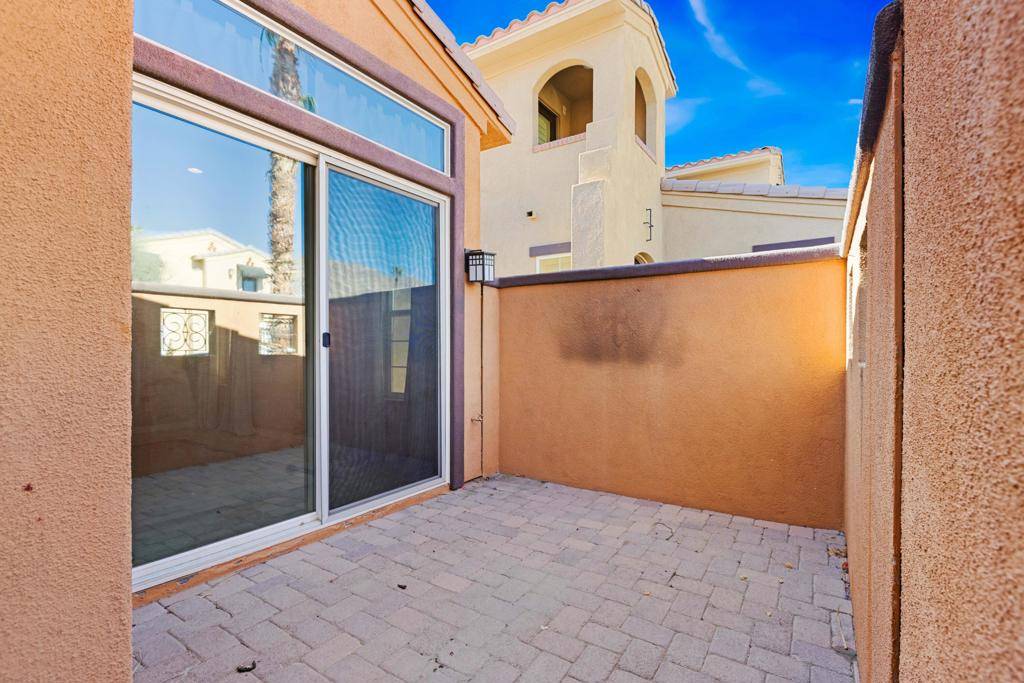 La Quinta, CA 92253,52178 Rosewood Lane