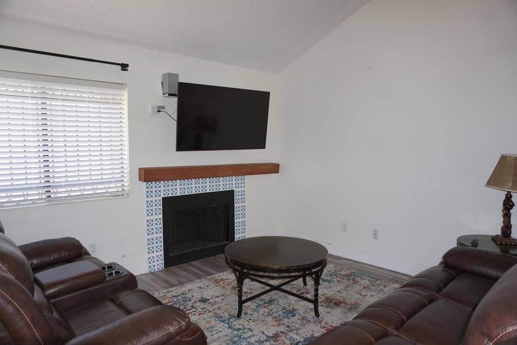 Indio, CA 92201,47395 Monroe St #193