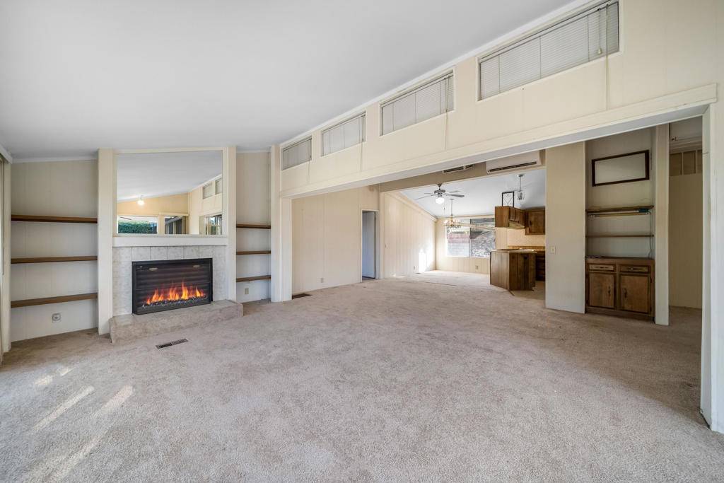 Thousand Palms, CA 92276,33440 Carlsbad CIR