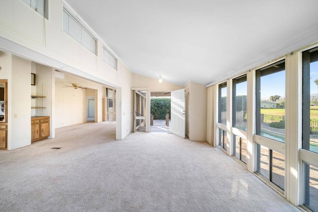 Thousand Palms, CA 92276,33440 Carlsbad CIR