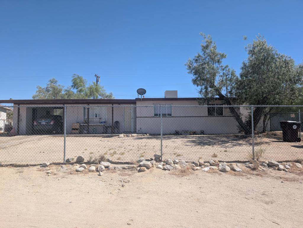 29 Palms, CA 92277,74737 Serrano DR