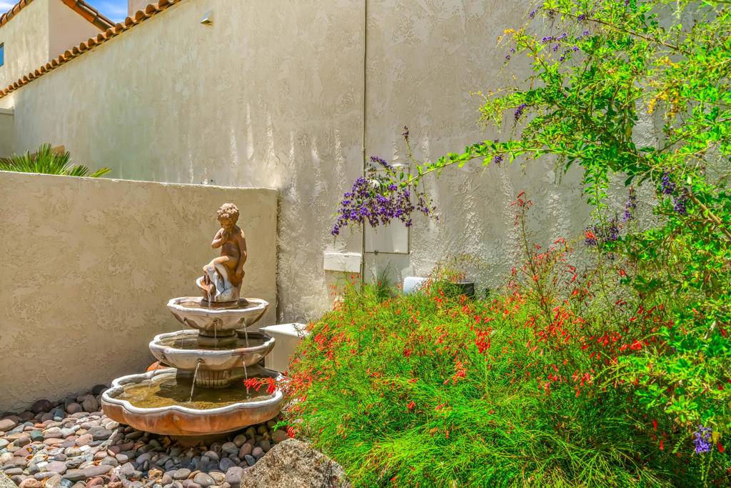 Rancho Mirage, CA 92270,410 Forest Hills DR