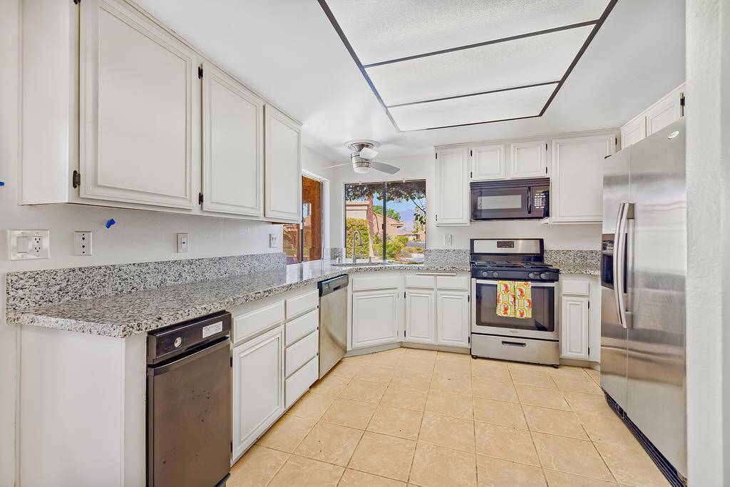 Palm Desert, CA 92260,44695 Monaco CIR