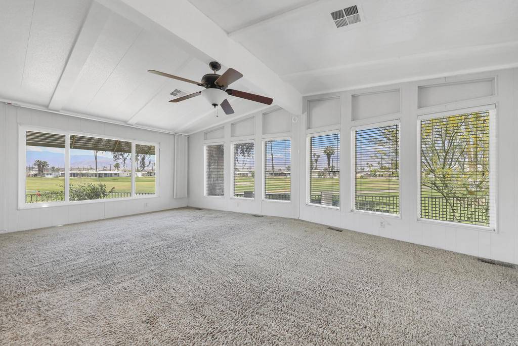 Thousand Palms, CA 92276,33147 Laura DR