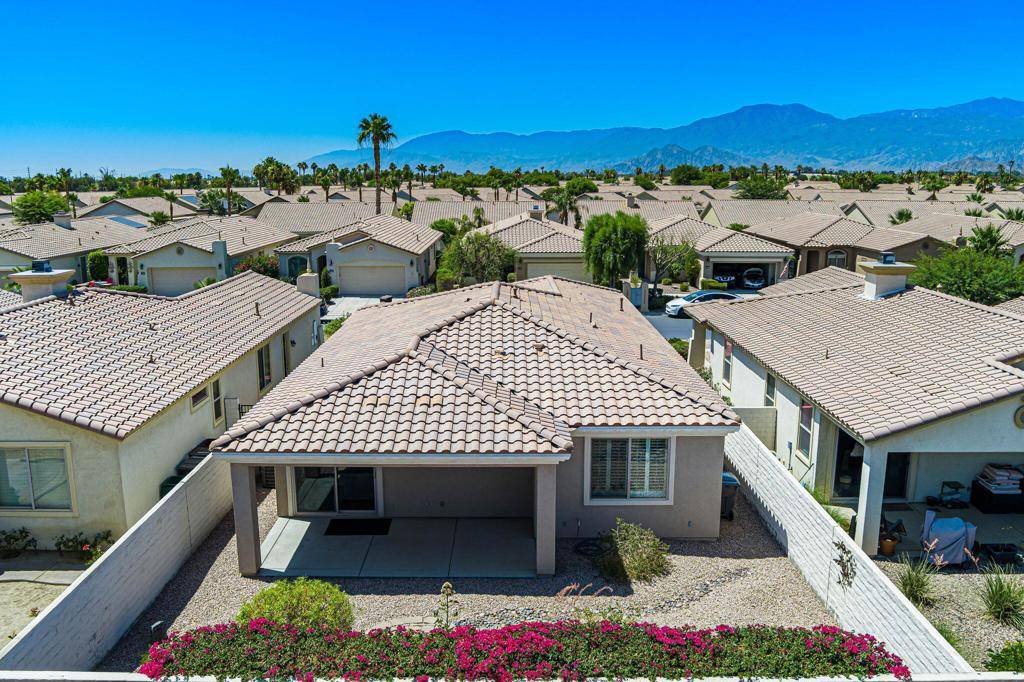 Indio, CA 92203,80208 Avd Linda VIS