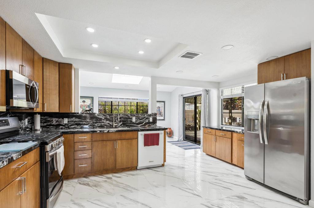 Palm Desert, CA 92260,43344 Mondavi CT #A