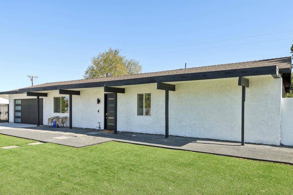 Palm Springs, CA 92262,3010 N Chuperosa RD