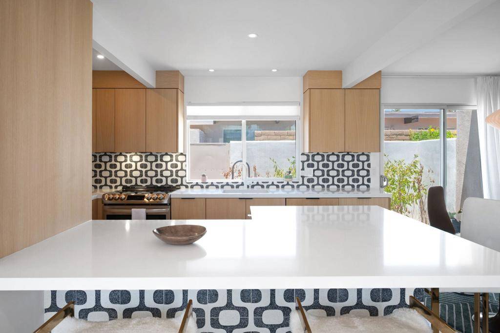 Palm Springs, CA 92262,1740 N Via Miraleste